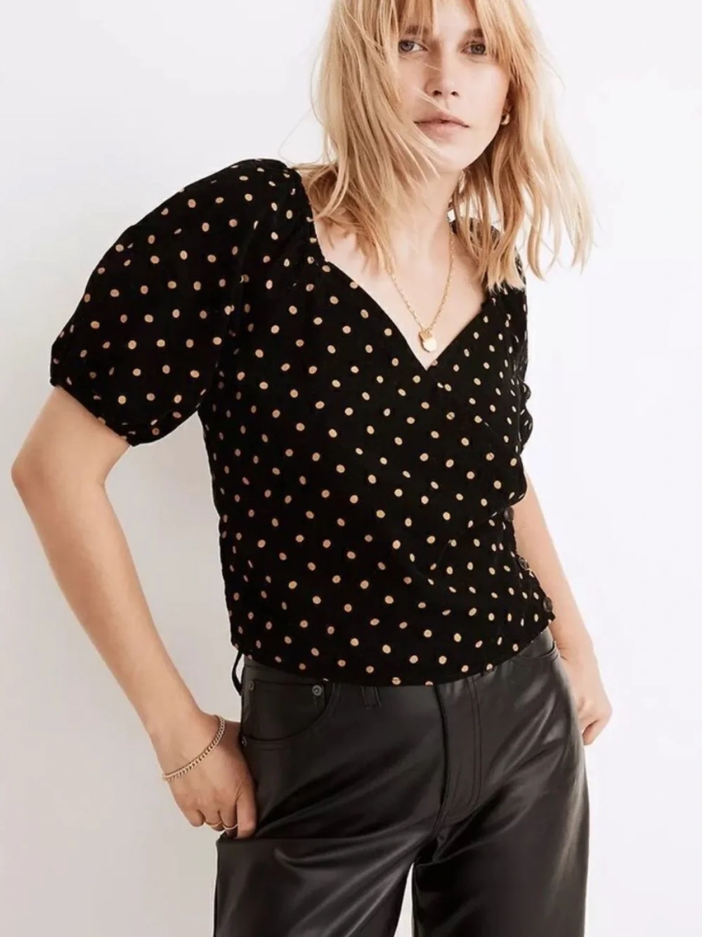 Madewell‎ Corduroy Puff-Sleeve Wrap Top in Oval Dot Estimated Size Small